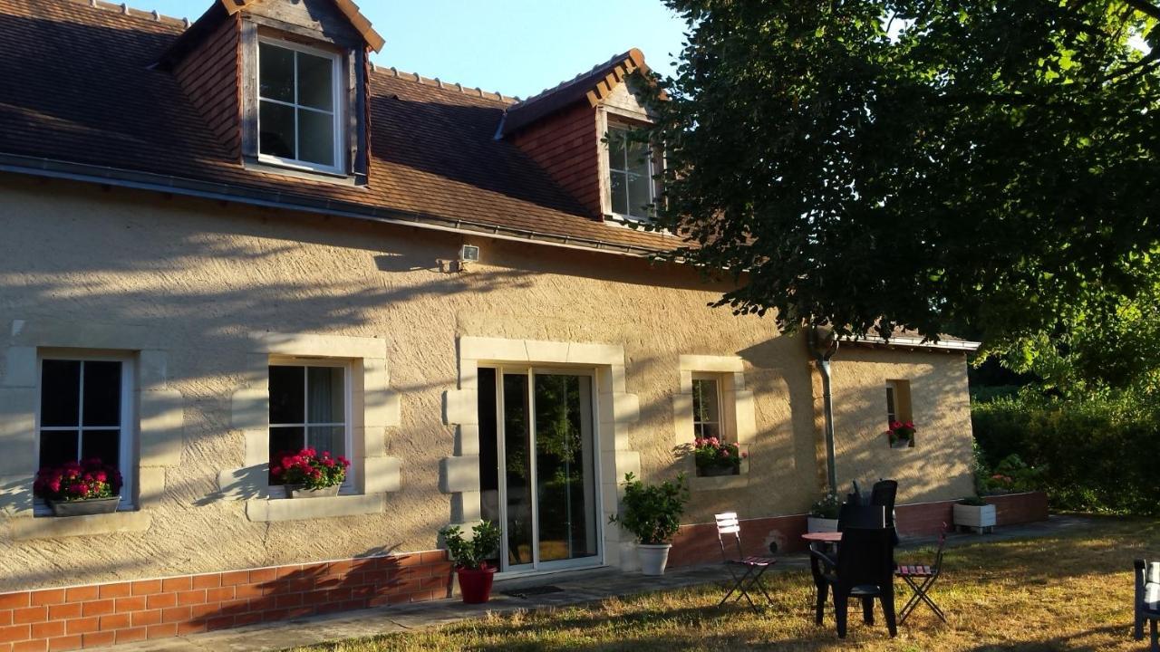 Chambre d'hôte en Vallée du Loir - Elevage des Rosiers Bazouges-sur-le-Loir Extérieur photo